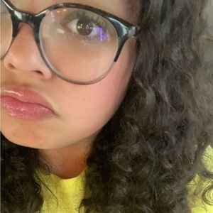 Meet your Posher, Isabella